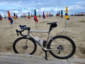 Tweedehands Adris Custom Shimano Ultegra Di2 2023 Road & Gravel — afbeelding 2 van 13