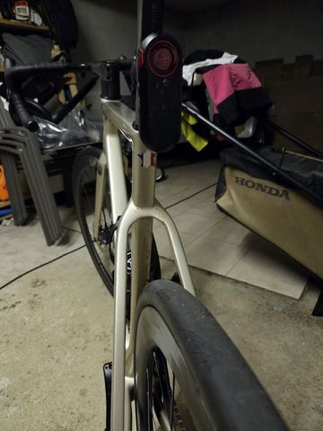 Tweedehands Adris Custom Shimano Ultegra Di2 2023 Road & Gravel — afbeelding 10 van 13
