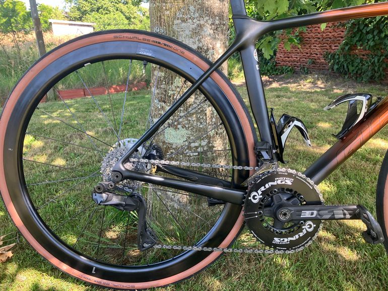 Giant TCR Advanced Pro Disc 0 Di2 2022 2022 Road & Gravel d'occasion — image 3 sur 4