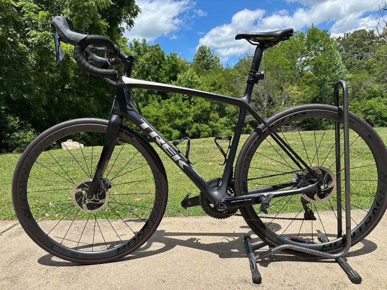 Used Trek Émonda SLR 8 Disc 2018 2018 Road & Gravel, Black — image 1 of 6