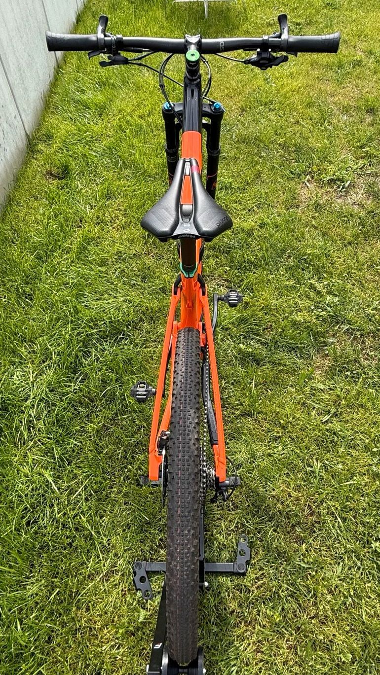 Použité Orbea Oiz H20 2022 Mountainbike — obrázek 6 z 41