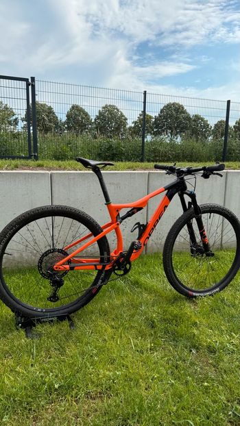 Použité Orbea Oiz H20 2022 Mountainbike — obrázek 2 z 41