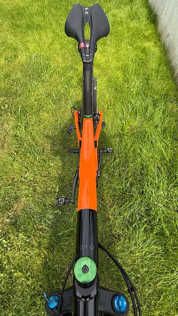 Použité Orbea Oiz H20 2022 Mountainbike — obrázek 36 z 41