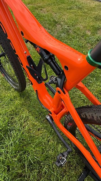 Použité Orbea Oiz H20 2022 Mountainbike — obrázek 40 z 41