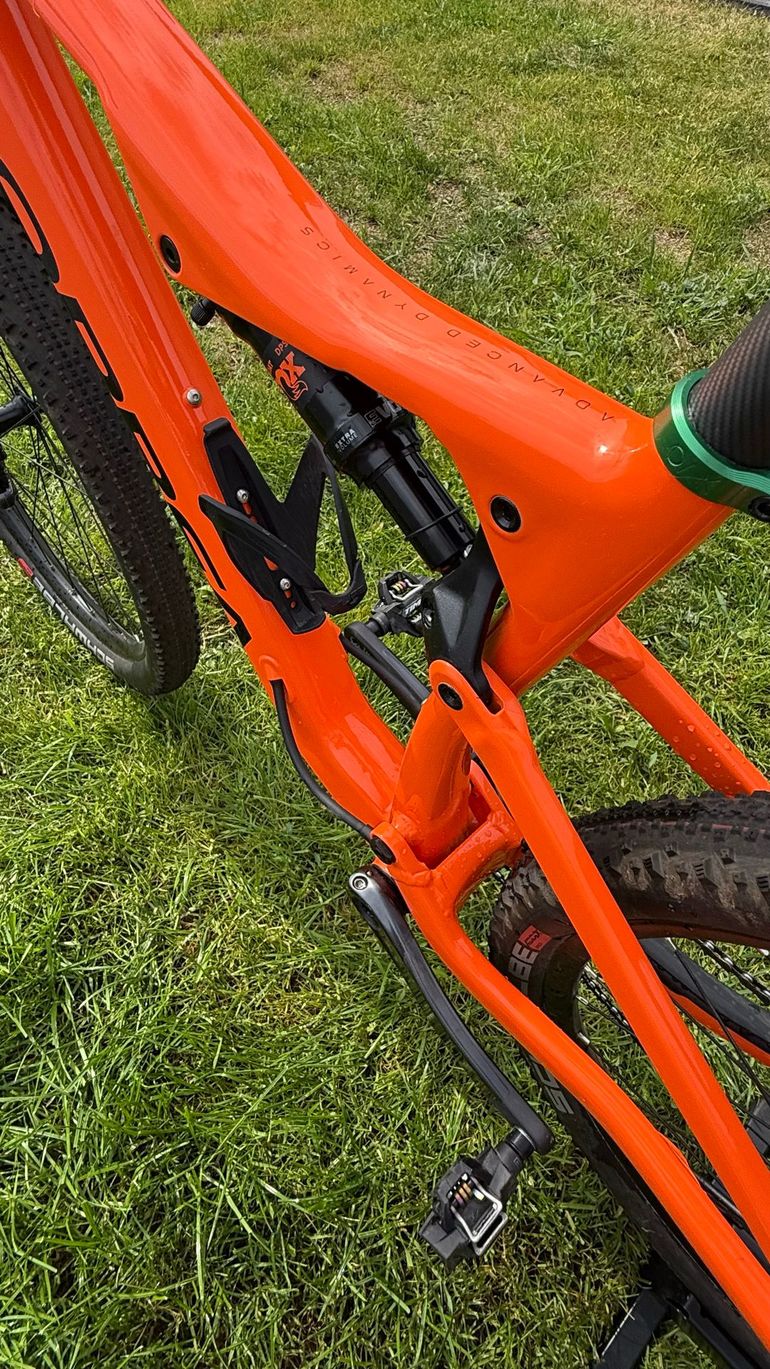 Použité Orbea Oiz H20 2022 Mountainbike — obrázek 40 z 41