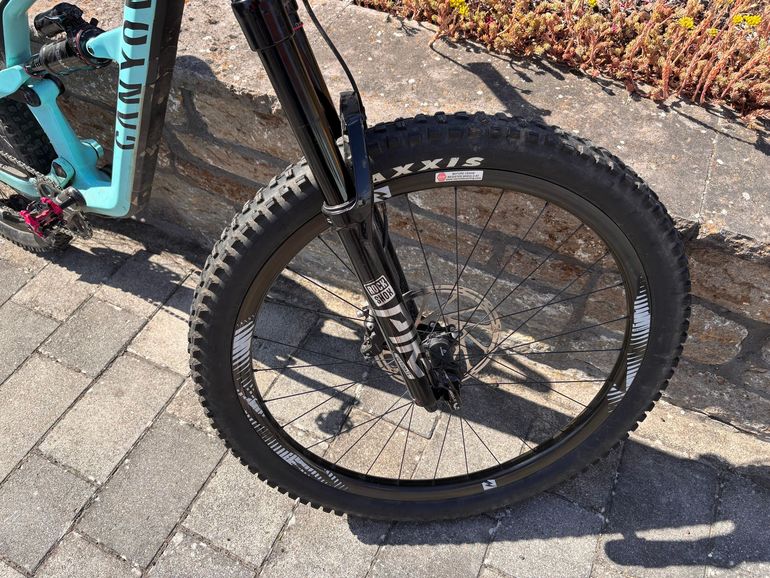 Used Canyon Spectral CF 9.0 2020 2020 Mountainbike, Blue, 27.5 — image 3 of 4