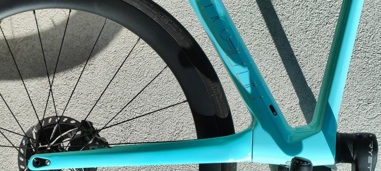 Gebrauchtes Bianchi Specialissima CV Shimano DuraAce Di2 2x12 2024 Road & Gravel, Weiß — Bild 28 von 32