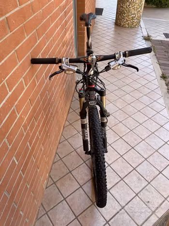 Used Specialized Stumpjumper Comp 2009 2009 Mountainbike, Black, 26 — image 6 of 6