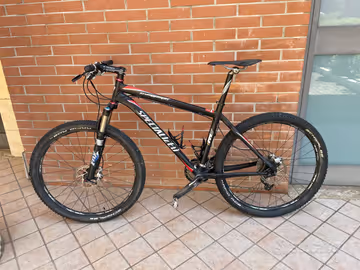 Used Specialized Stumpjumper Comp 2009 2009 Mountainbike, Black, 26 — image 1 of 6