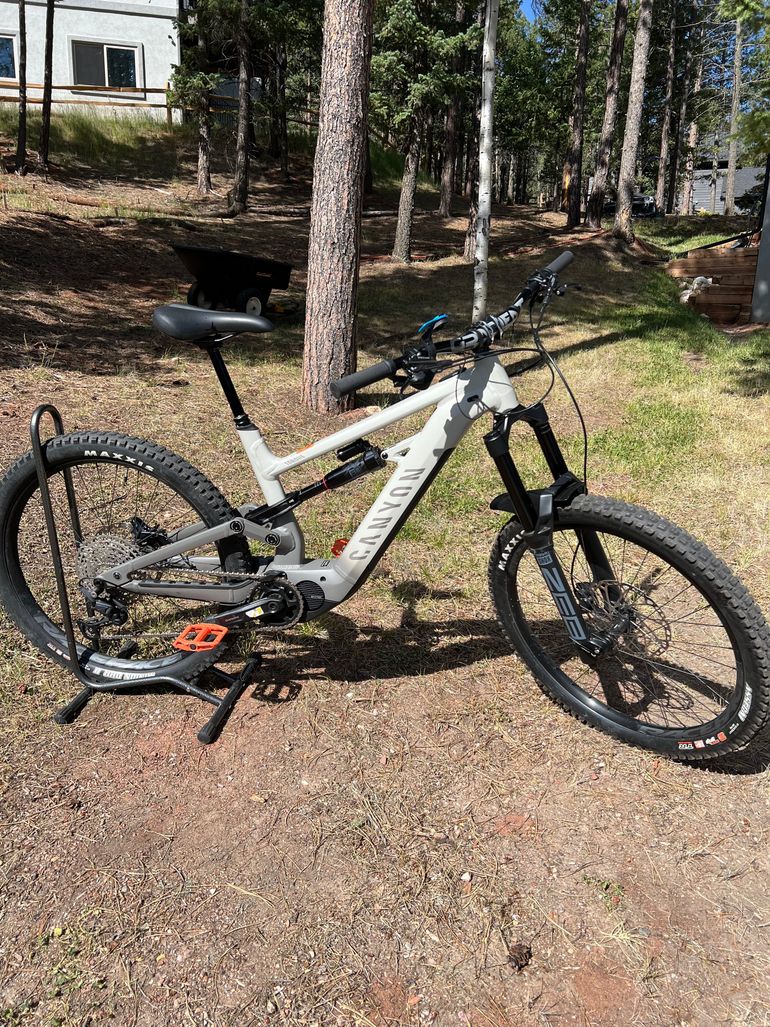 Used Canyon Torque:ON 7 2024 2024 Mountainbike, White, 27.5 — image 1 of 13