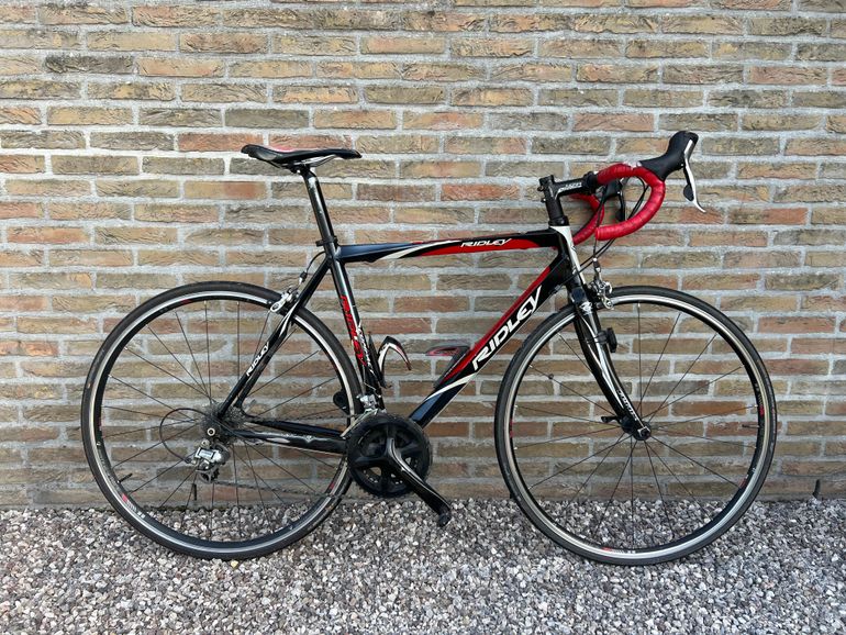 Ridley Compact 2007 Road & Gravel usato, Rosso — immagine 1 di 4