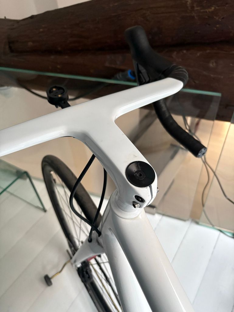 Käytetty Specialized S-Works Aethos - Shimano Dura-Ace Di2 2025 2025 Road & Gravel — kuva 8 / 8