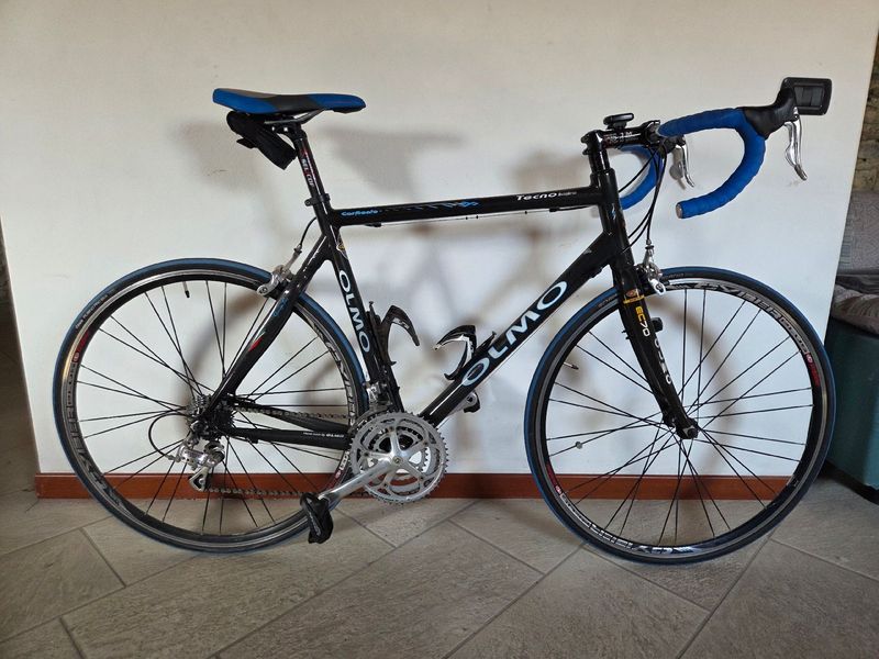 Used Olmo Custom Campagnolo Veloce 2010 Road & Gravel