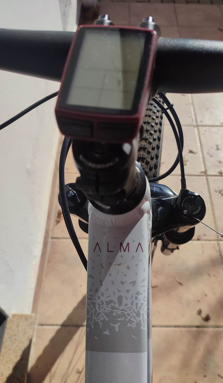 Used Orbea ALMA H20 2021 2021 Mountainbike, White, 29 — image 7 of 9