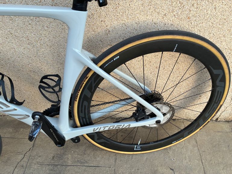 Used Vitoria Ultímate Sk 2020 2020 Road & Gravel, White — image 3 of 11