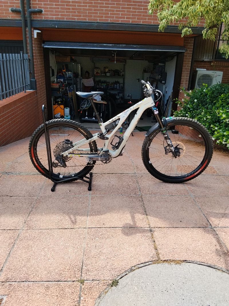 Specialized Stumpjumper EVO Expert - SRAM GX Eagle AXS, FOX Performance Elite 2023 2023 MTB usato