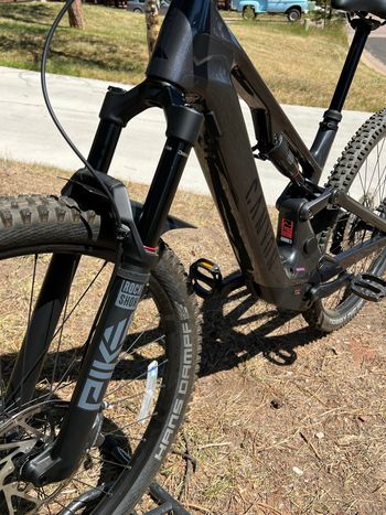 Used Canyon Neuron:ONfly CF 7 2025 2025 Mountainbike, Light Gray, 29 — image 4 of 20