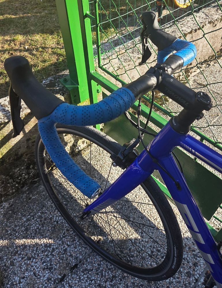 Used Fuji Sl-a Shimano 105 2020 Road & Gravel, Blue — image 7 of 10