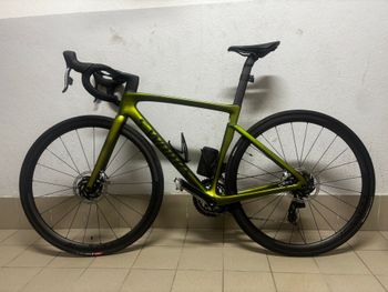 Used S Works Custom SRAM Red eTap AXS 2021 Road & Gravel, Green — image 2 of 6