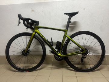 Used Specialized S Works Custom SRAM Red eTap AXS 2021 Road & Gravel, Green — image 2 of 6