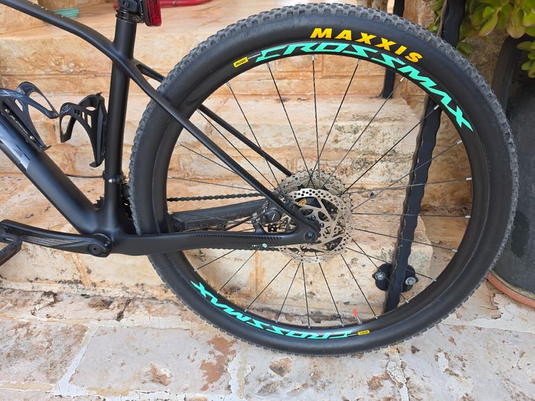 Used Orbea ALMA M50 2024 2024 Mountainbike, Black, 29 — image 6 of 7
