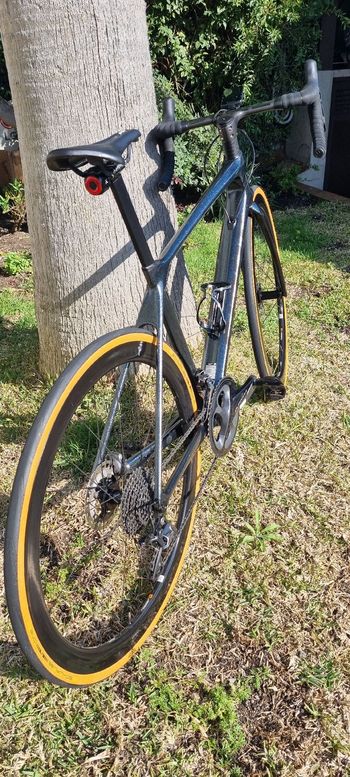 Used Giant TCR Advanced Pro Disc 0 Di2 2023 2023 Road & Gravel, Blue — image 4 of 10