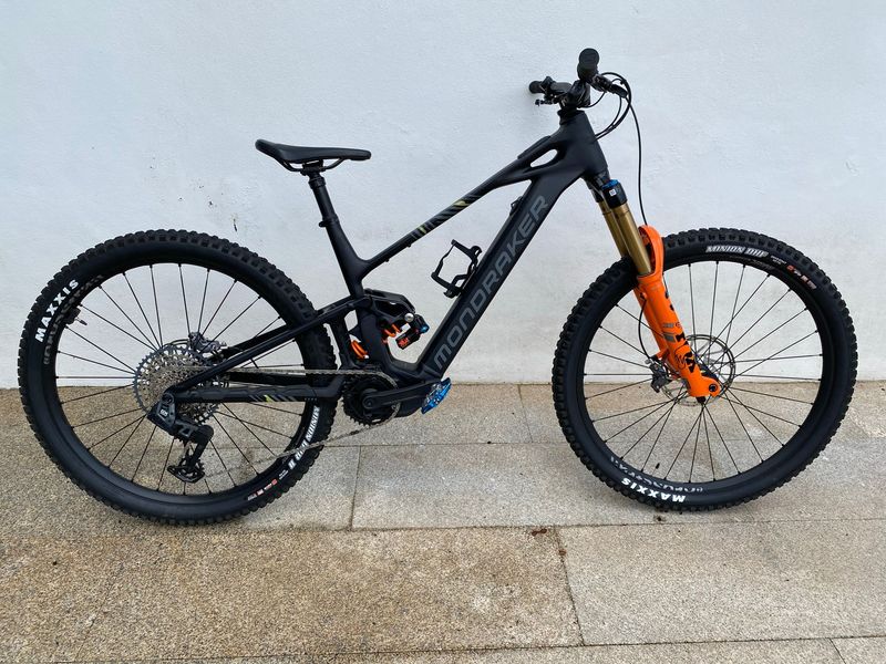 Mondraker SLY RR 2025 2025 Mountainbike de segunda mano, Negro — imagen 1 de 4