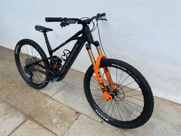 Mondraker SLY RR 2025 2025 Mountainbike de segunda mano, Negro — imagen 2 de 4