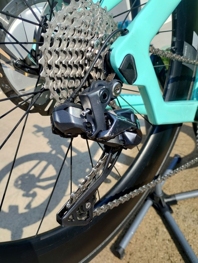 Canyon Speedmax CF 8 Disc Di2 2021 2021 Road & Gravel d'occasion — image 4 sur 9
