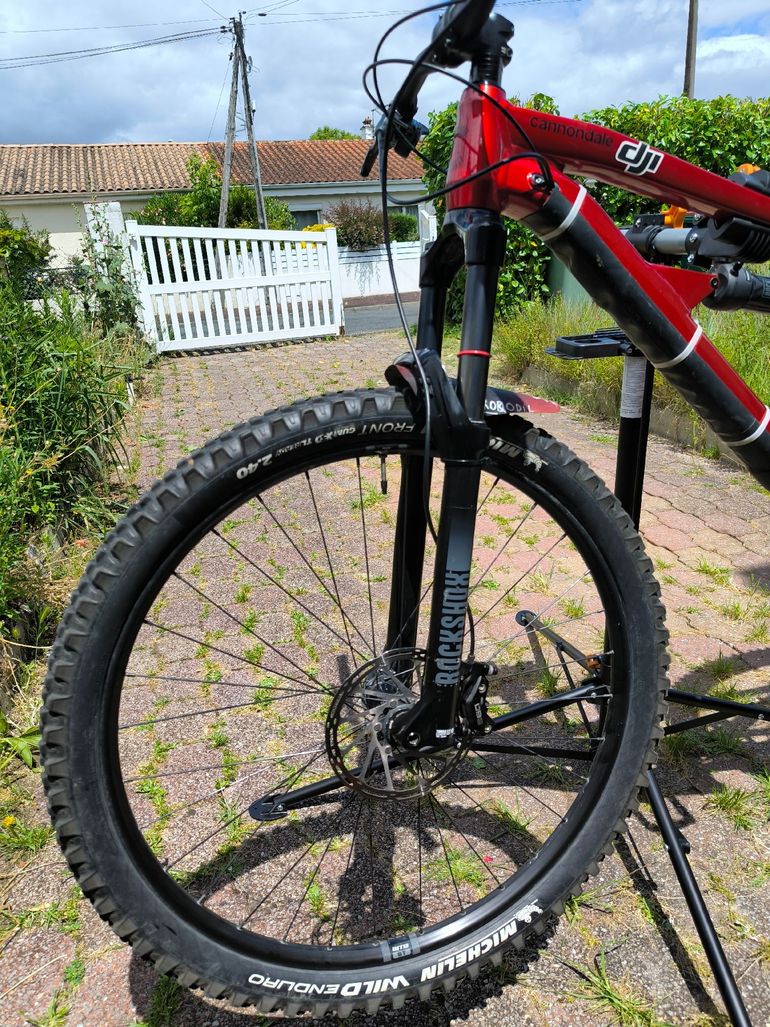 Použité Cannondale Habit 4 2024 2024 Mountainbike — obrázek 8 z 8