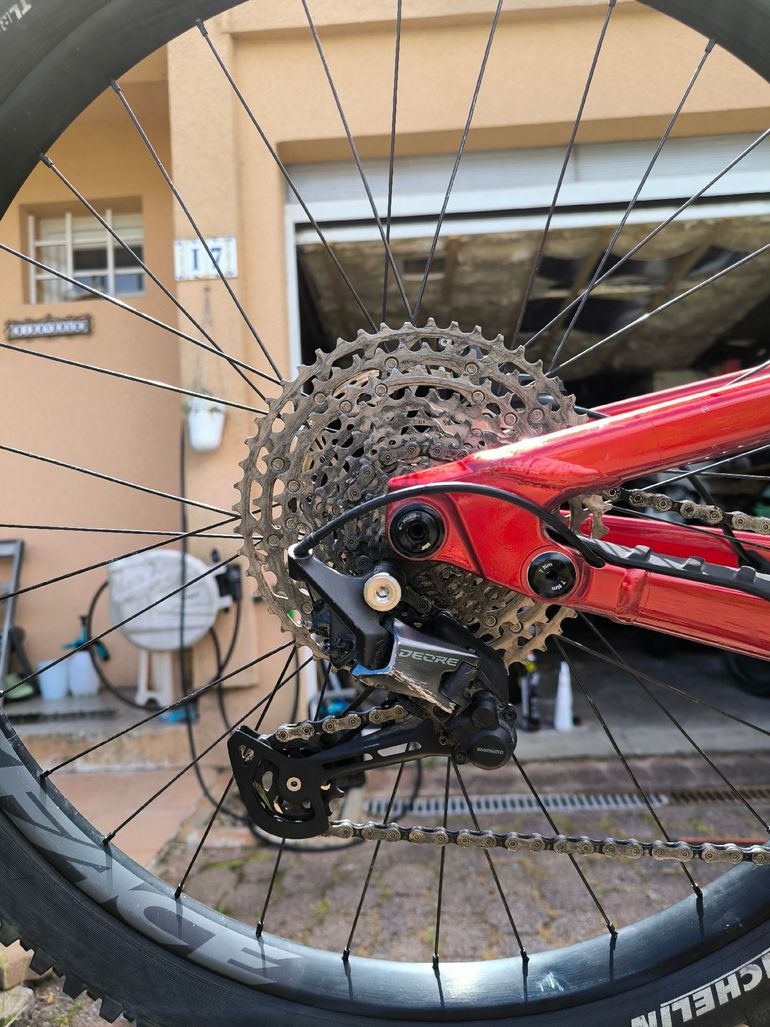 Použité Cannondale Habit 4 2024 2024 Mountainbike — obrázek 5 z 8