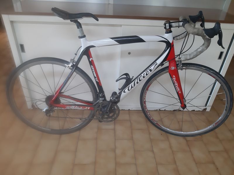 Used Wilier Izoard Xp 2014 Road & Gravel, Red — image 3 of 4