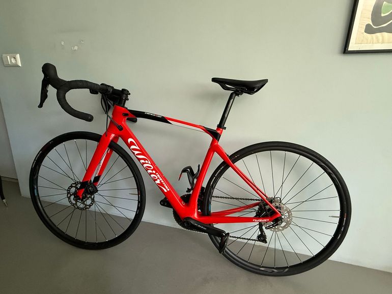 Used Wilier Cento1NDR SHIMANO 105 R7000 (BR-R7010-F) 2022 2022 Road & Gravel, Red — image 2 of 4