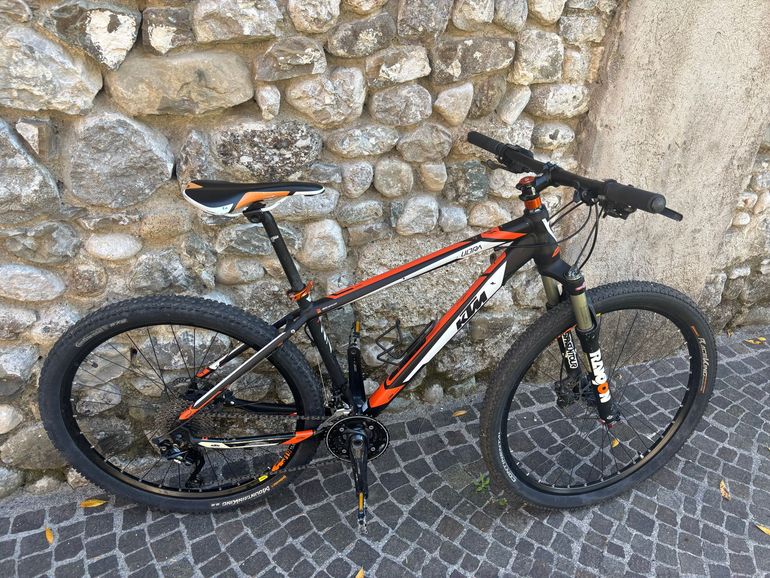 Brugt KTM Ultra Shimano Deore LX 2017 Mountainbike — billede 1 af 8