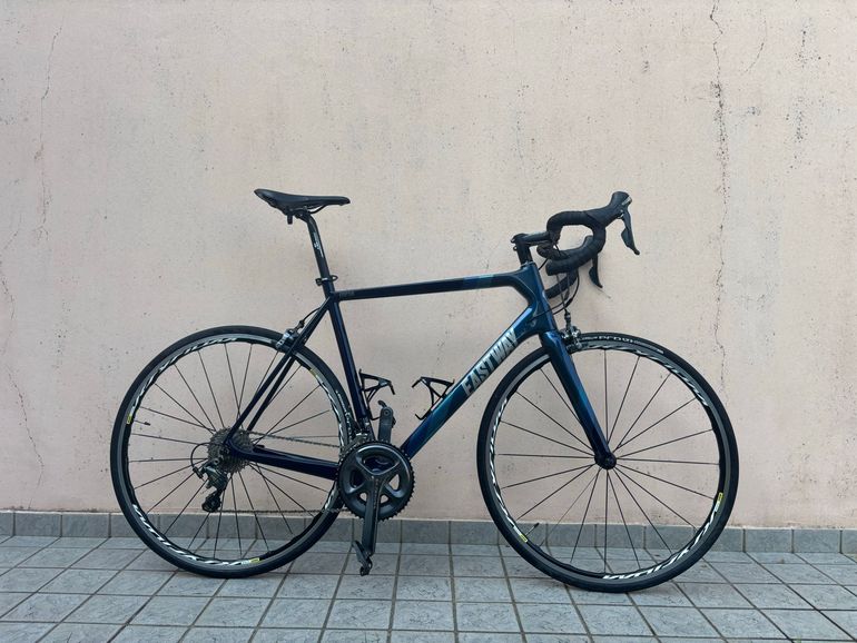 Used Eastway Custom Shimano Ultegra 2020 Road & Gravel, Blue — image 1 of 8