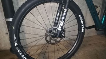 Used Lee Cougan Custom Shimano Deore XT 2023 Mountainbike, Green — image 4 of 11