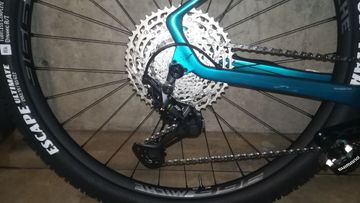 Used Lee Cougan Custom Shimano Deore XT 2023 Mountainbike, Green — image 3 of 11