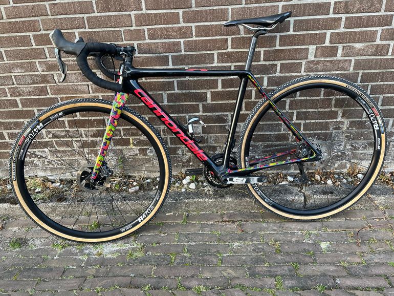 Used Cannondale SuperX 105 2017 2017 Road & Gravel, Black — image 2 of 7