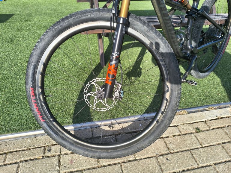 Used Specialized Epic SRAM XX1 Eagle AXS 2022 Mountainbike, Black — image 7 of 13