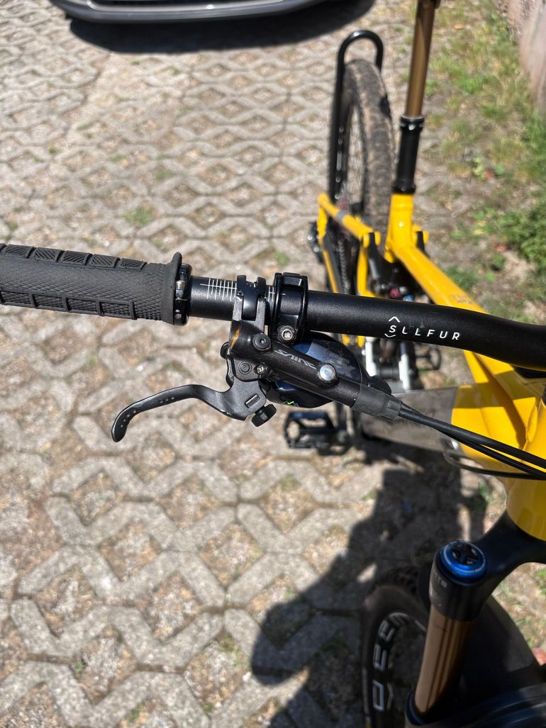 Used Mondraker CRAFTY XR 2023 2023 Mountainbike, Orange, 29 — image 4 of 8