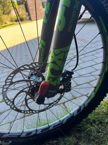 Used Technibike Custom SRAM EX1 2021 Mountainbike, Light Gray — image 6 of 18
