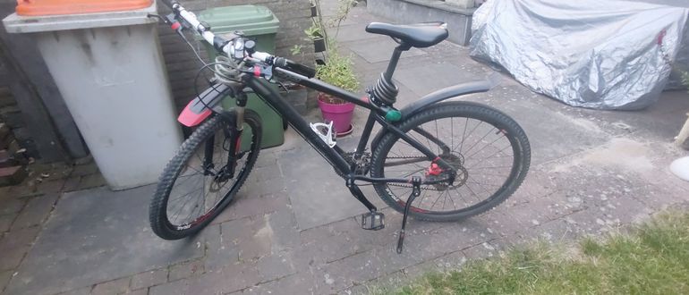 Used B’TWIN Rockrider Campagnolo Centaur 2016 Mountainbike, Black — image 1 of 3