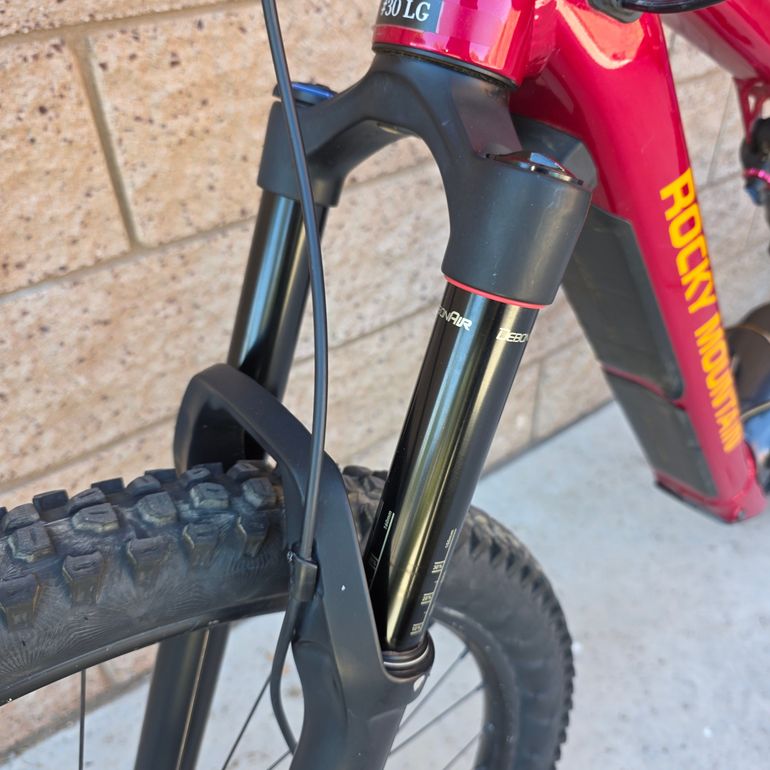 Used Rocky Mountain Instinct Powerplay Alloy 50 2022 2022 Mountainbike, Red, 29 — image 25 of 25