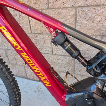 Used Rocky Mountain Instinct Powerplay Alloy 50 2022 2022 Mountainbike, Red, 29 — image 22 of 25
