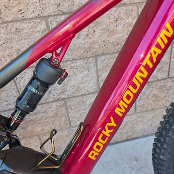 Used Rocky Mountain Instinct Powerplay Alloy 50 2022 2022 Mountainbike, Red, 29 — image 7 of 25