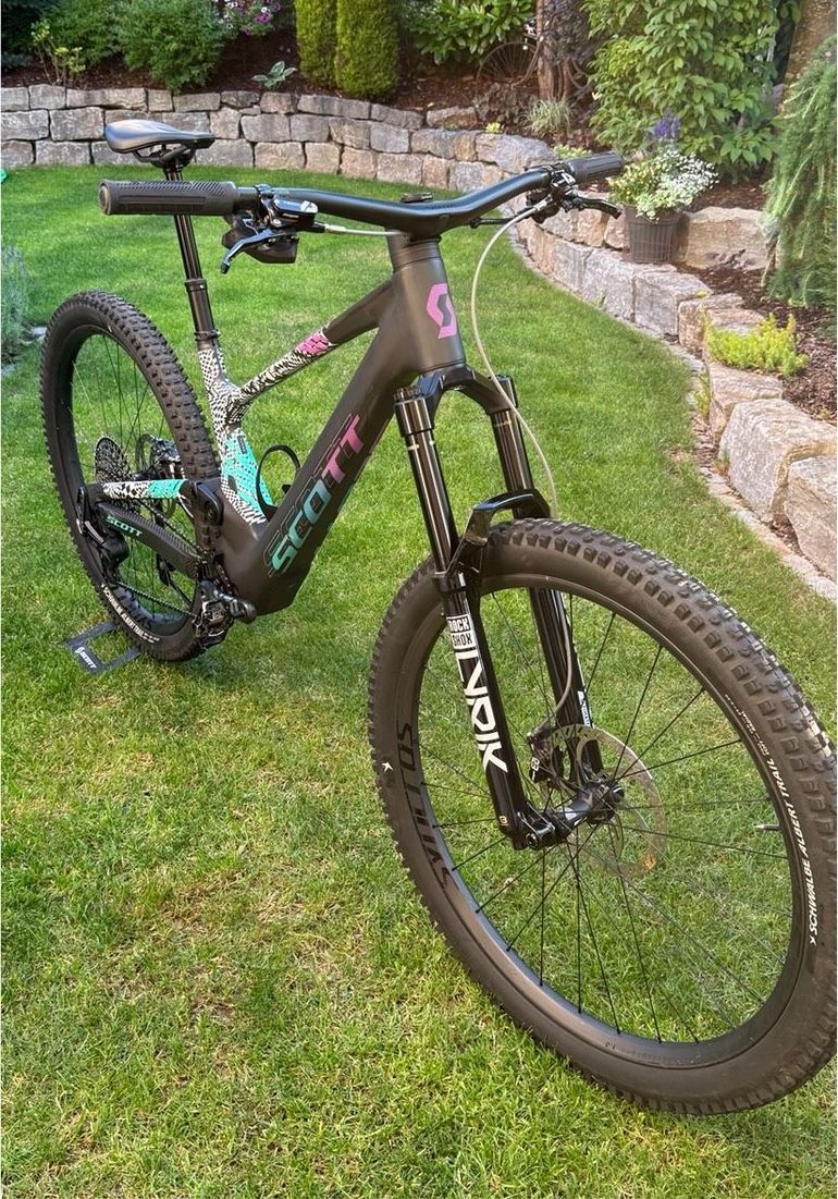 Gebrauchtes SCOTT GENIUS TUNED - TRAIL MTB - HIGHEND CUSTOM AUFBAU GR.L 2026 Mountainbike, Schwarz — Bild 1 von 16