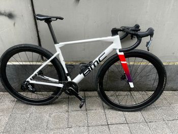 Used BMC Kaius 01 TWO 2026 2026 Road & Gravel, White — image 2 of 22