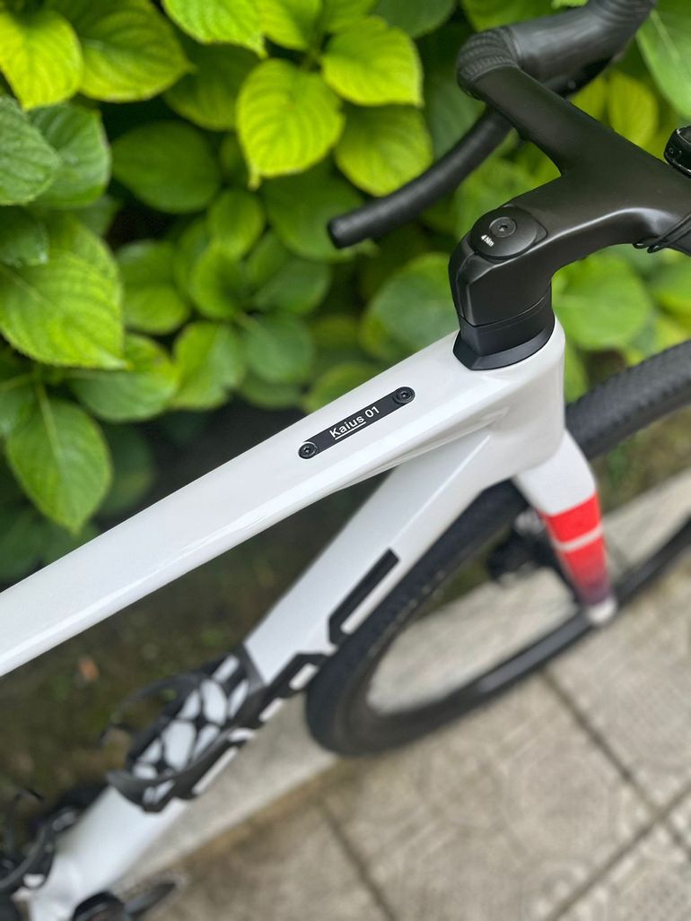 Used BMC Kaius 01 TWO 2026 2026 Road & Gravel, White — image 6 of 11