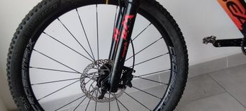Used Orbea LAUFEY 27 H10 2022 2022 Mountainbike, Black, 20, 24 — image 3 of 8