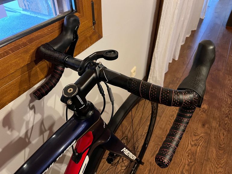 Used Merida SCULTURA DISC 4000 2018 2018 Road & Gravel, Blue — image 9 of 12